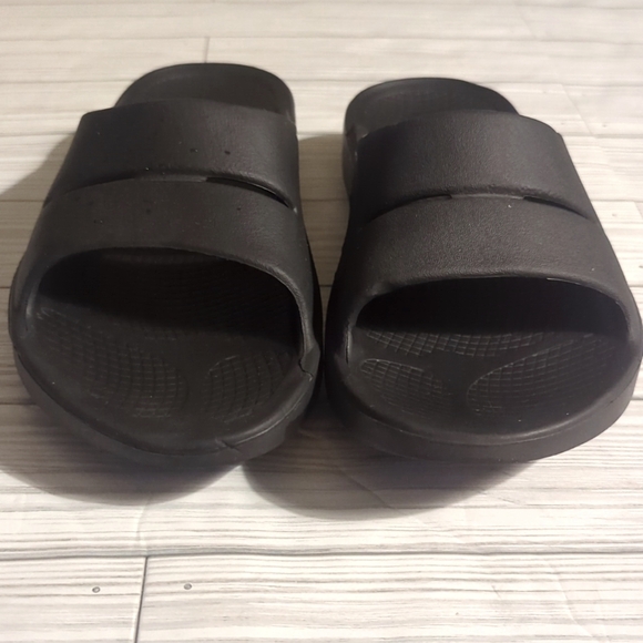 OOFOS OOahh Slide Sandal Size M6/W8/EURO 39 - Picture 2 of 8